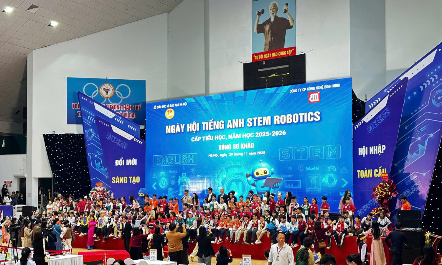 Trường TH Đoàn Kết tham gia ngày hội STEM – Tiếng Anh – Robotics
