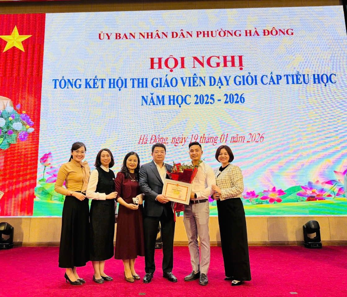 VINH DANH GIÁO VIÊN DẠY GIỎI