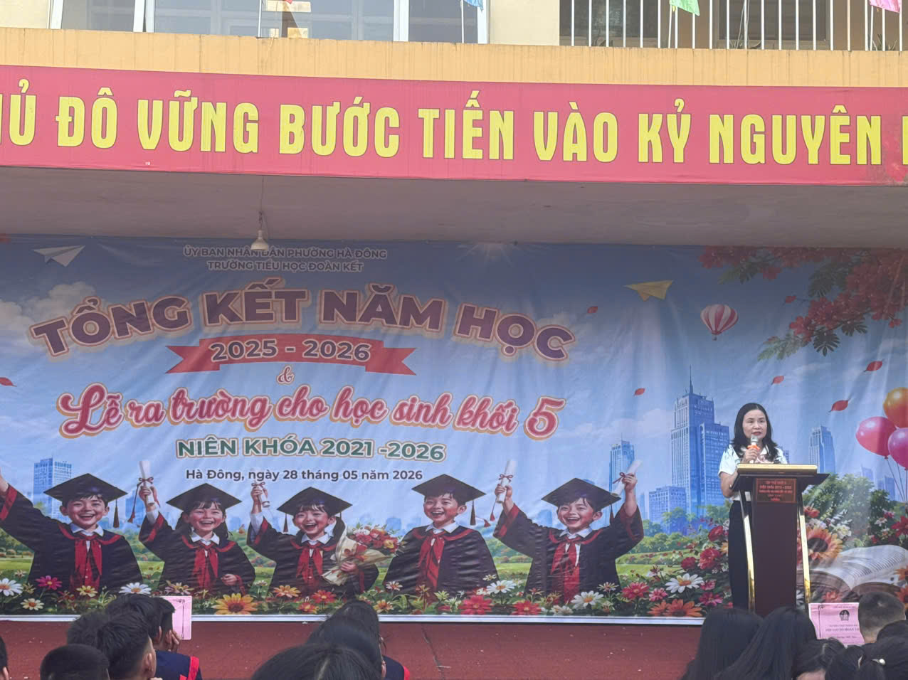 Le Ra Truong Cho Hs Lop5 26